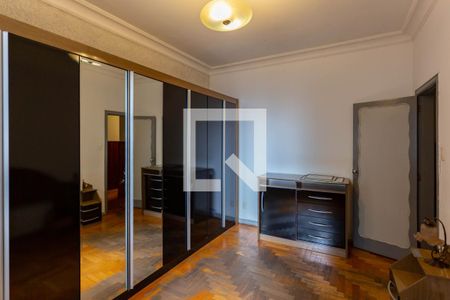 Casa à venda com 500m², 5 quartos e 3 vagasQuarto 2