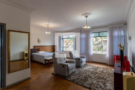 Casa à venda com 500m², 5 quartos e 3 vagasQuarto 4