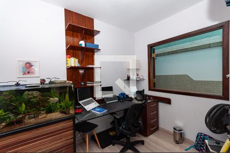 Home Office de casa para alugar com 3 quartos, 197m² em Vila Romana, São Paulo