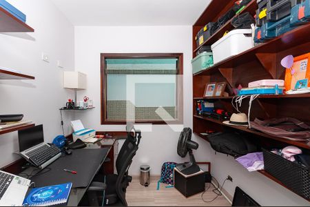 Home Office de casa à venda com 3 quartos, 197m² em Vila Romana, São Paulo