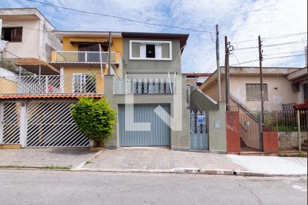Fachada de casa à venda com 3 quartos, 141m² em Vila Brasilio Machado, São Paulo