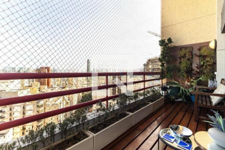 Apartamento à venda com 3 quartos, 173m² em Itaim Bibi, São Paulo