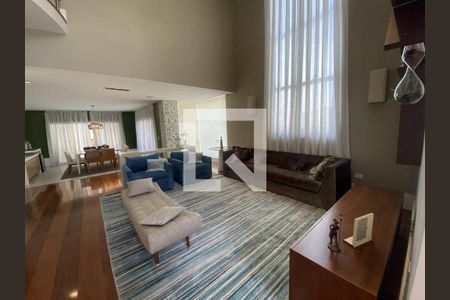 Casa de condomínio à venda com 67m², 4 quartos e 4 vagas