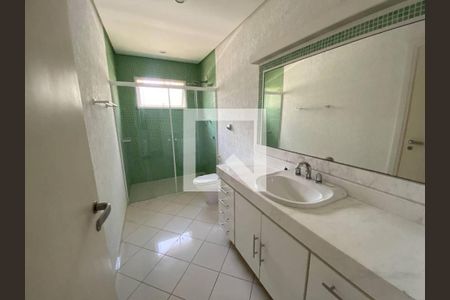 Casa de condomínio à venda com 67m², 4 quartos e 4 vagas