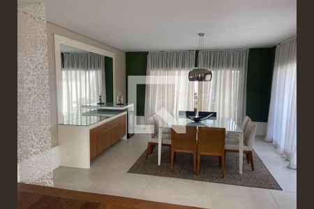 Casa de condomínio à venda com 67m², 4 quartos e 4 vagas