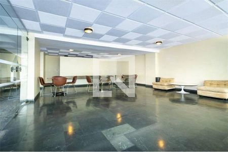 Apartamento à venda com 138m², 3 quartos e 1 vaga Apartamento à venda com 138m², 3 quartos e 1 vagaÁrea comum - Salão de festas