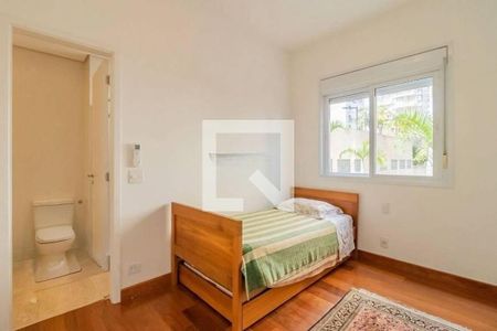 Apartamento à venda com 2 quartos, 112m² em Moema, São Paulo