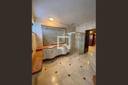 Casa à venda com 703m², 4 quartos e 8 vagas