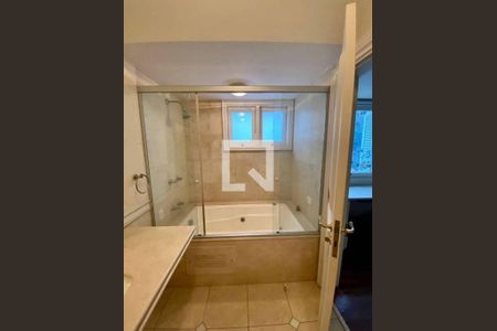 Casa à venda com 703m², 4 quartos e 8 vagas