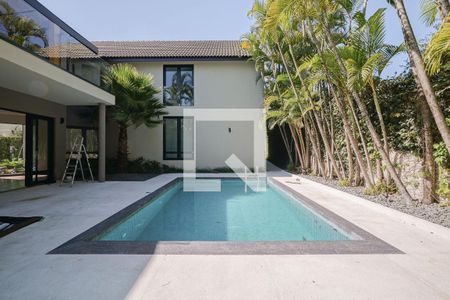 Casa de condomínio à venda com 354m², 5 quartos e 4 vagas