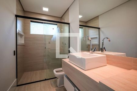 Casa de condomínio à venda com 354m², 5 quartos e 4 vagas