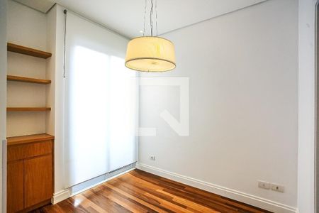 Casa de Condomínio à venda com 3 quartos, 386m² em Vila Morumbi, São Paulo