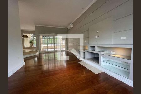Casa à venda com 4 quartos, 300m² em Alphaville, Santana de Parnaíba