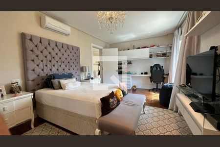 Casa de condomínio à venda com 740m², 5 quartos e 3 vagas