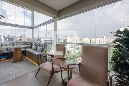 Apartamento à venda com 2 quartos, 136m² em Brooklin, São Paulo