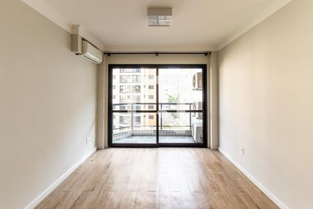 Sala de apartamento para alugar com 2 quartos, 79m² em Jardim Portal I E Ii, São Paulo