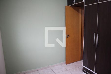 Apartamento para alugar com 75m², 2 quartos e 1 vagaQuarto 2