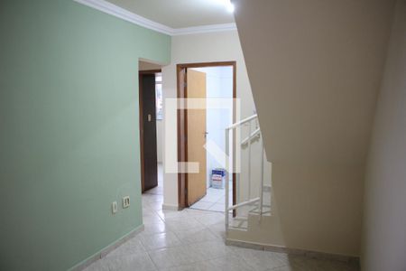 Sala  de apartamento para alugar com 2 quartos, 75m² em Jardim Riacho das Pedras, Contagem