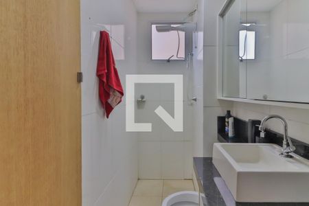 Banheiro de apartamento para alugar com 2 quartos, 50m² em Jardim Boa Vista (zona Oeste), Osasco