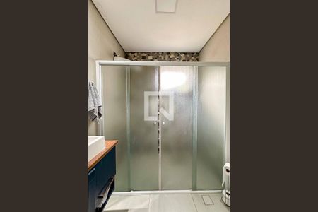 Casa à venda com 100m², 2 quartos e sem vaga Casa à venda com 100m², 2 quartos e sem vagaBanheiro