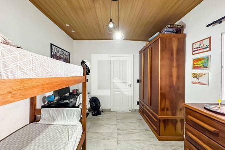 Casa à venda com 100m², 2 quartos e sem vaga Casa à venda com 100m², 2 quartos e sem vagaQuarto