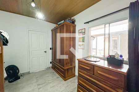 Casa à venda com 100m², 2 quartos e sem vaga Casa à venda com 100m², 2 quartos e sem vagaQuarto