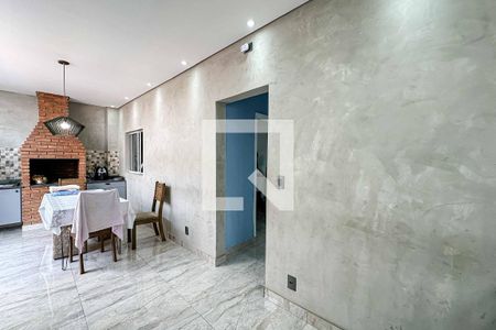 Casa à venda com 100m², 2 quartos e sem vaga Casa à venda com 100m², 2 quartos e sem vagaCozinha