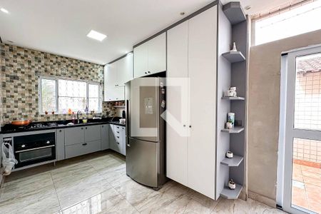 Casa à venda com 100m², 2 quartos e sem vaga Casa à venda com 100m², 2 quartos e sem vagaCozinha