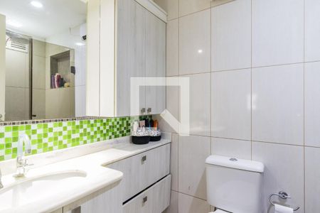 Banheiro Social de apartamento à venda com 2 quartos, 65m² em Vila Ipiranga, Porto Alegre