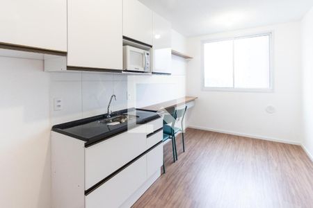 Sala/Cozinha de apartamento à venda com 1 quarto, 30m² em Água Branca, São Paulo