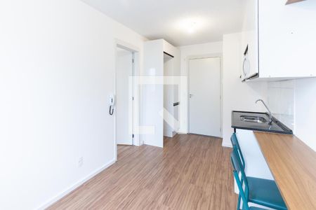 Sala/Cozinha de apartamento à venda com 1 quarto, 30m² em Água Branca, São Paulo