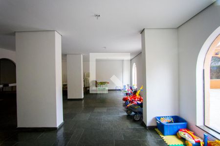 Apartamento à venda com 170m², 4 quartos e 2 vagas Apartamento à venda com 170m², 4 quartos e 2 vagasÁrea comum - Brinquedoteca