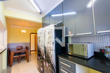 Apartamento à venda com 170m², 4 quartos e 2 vagas Apartamento à venda com 170m², 4 quartos e 2 vagasCozinha