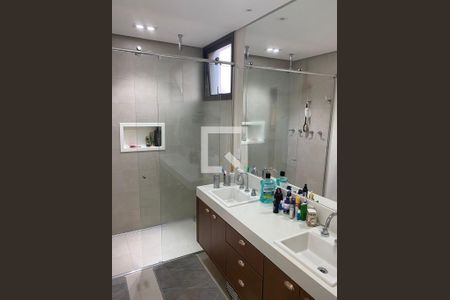 Casa de condomínio à venda com 341m², 3 quartos e 4 vagas