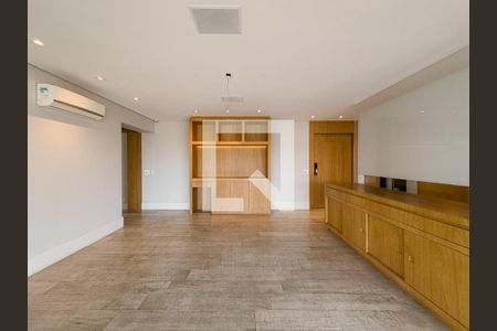 Apartamento à venda com 3 quartos, 258m² em Vila Cordeiro, São Paulo