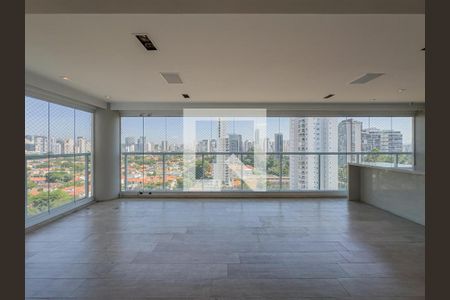 Apartamento à venda com 3 quartos, 258m² em Vila Cordeiro, São Paulo