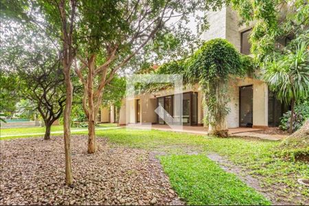 Casa à venda com 543m², 4 quartos e 2 vagas