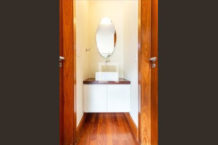 Casa à venda com 543m², 4 quartos e 2 vagas