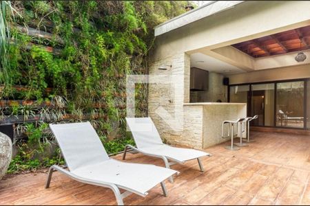 Casa à venda com 543m², 4 quartos e 2 vagas