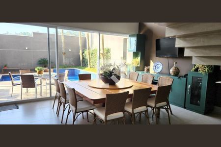 Casa à venda com 700m², 4 quartos e 6 vagas