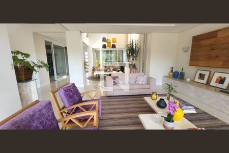 Casa à venda com 4 quartos, 700m² em Residencial Tres (Tambore), Santana de Parnaíba