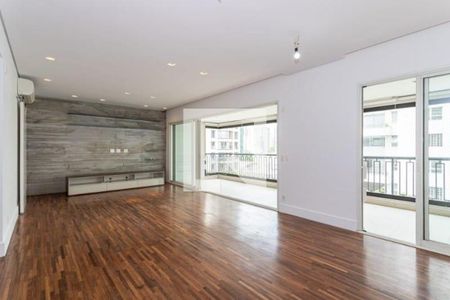 Apartamento à venda com 158m², 3 quartos e 3 vagas