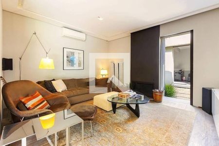 Casa à venda com 4 quartos, 640m² em Jardim Paulistano, São Paulo