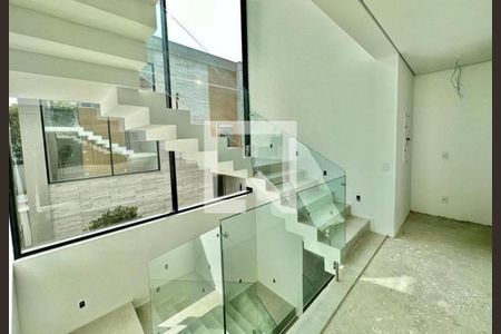 Casa de Condomínio à venda com 3 quartos, 748m² em Campo Belo, São Paulo