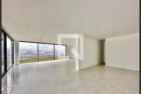 Casa de Condomínio à venda com 3 quartos, 748m² em Campo Belo, São Paulo