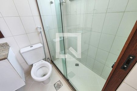 Banheiro de apartamento para alugar com 1 quarto, 27m² em Centro, Rio de Janeiro