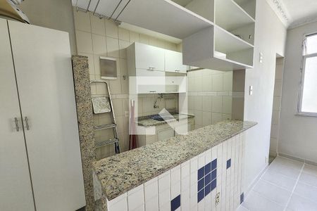 Cozinha de apartamento para alugar com 1 quarto, 27m² em Centro, Rio de Janeiro