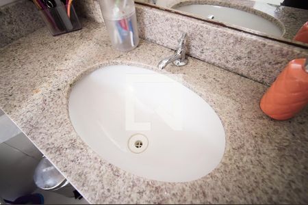 Apartamento à venda com 132m², 3 quartos e 2 vagasBanheiro do quarto 3