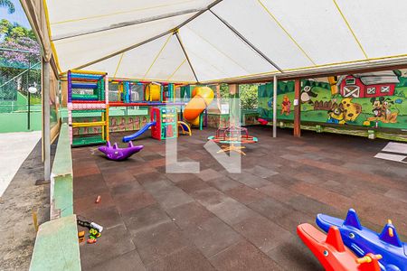 Apartamento à venda com 48m², 2 quartos e 1 vaga Apartamento à venda com 48m², 2 quartos e 1 vagaÁrea comum - Playground