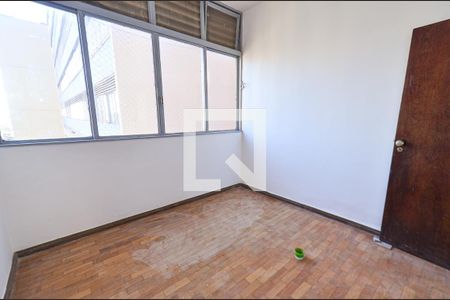 Quarto2 de apartamento para alugar com 4 quartos, 166m² em Centro, Belo Horizonte